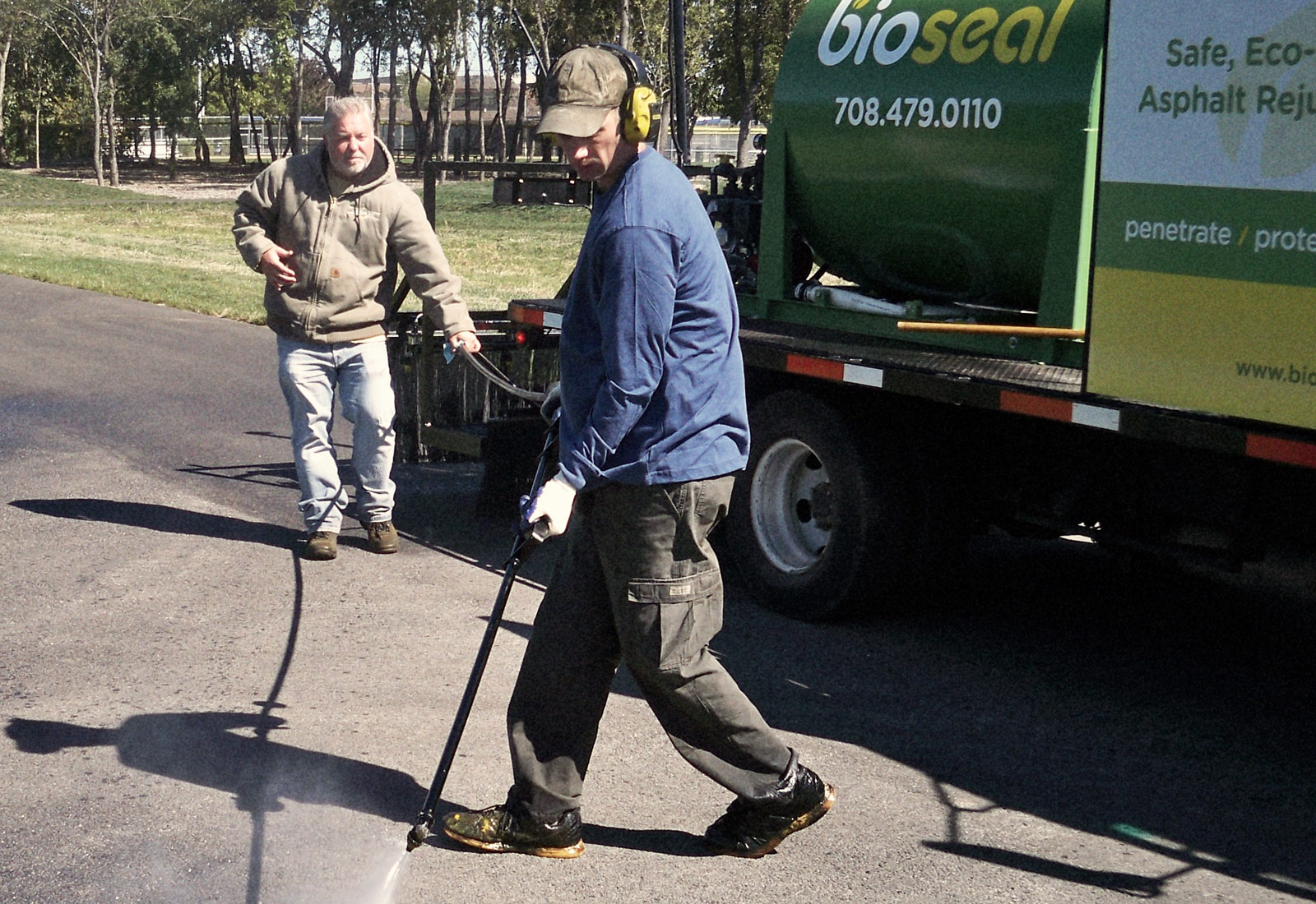 BioSeal USA Asphalt Worker